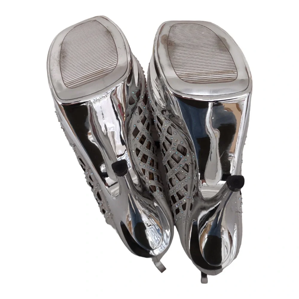 HADARI White Bedazzled Ankle Boots Size 9 Stiletto Peep Toe Bridal Party Formal